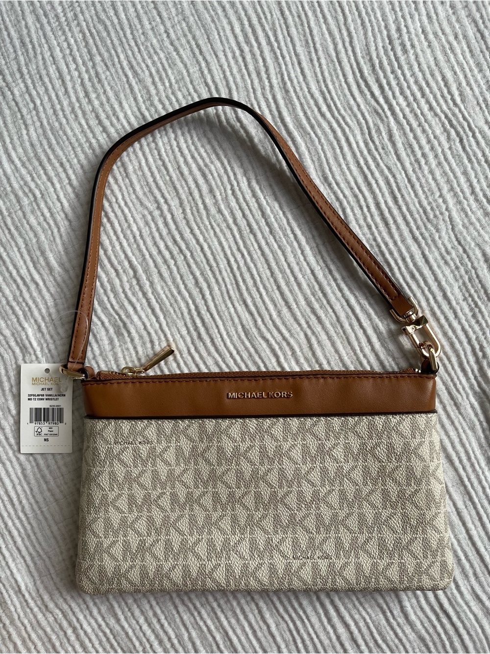Michael Kors Jet Set Medium Convertible Wristlet Shoulder Bag